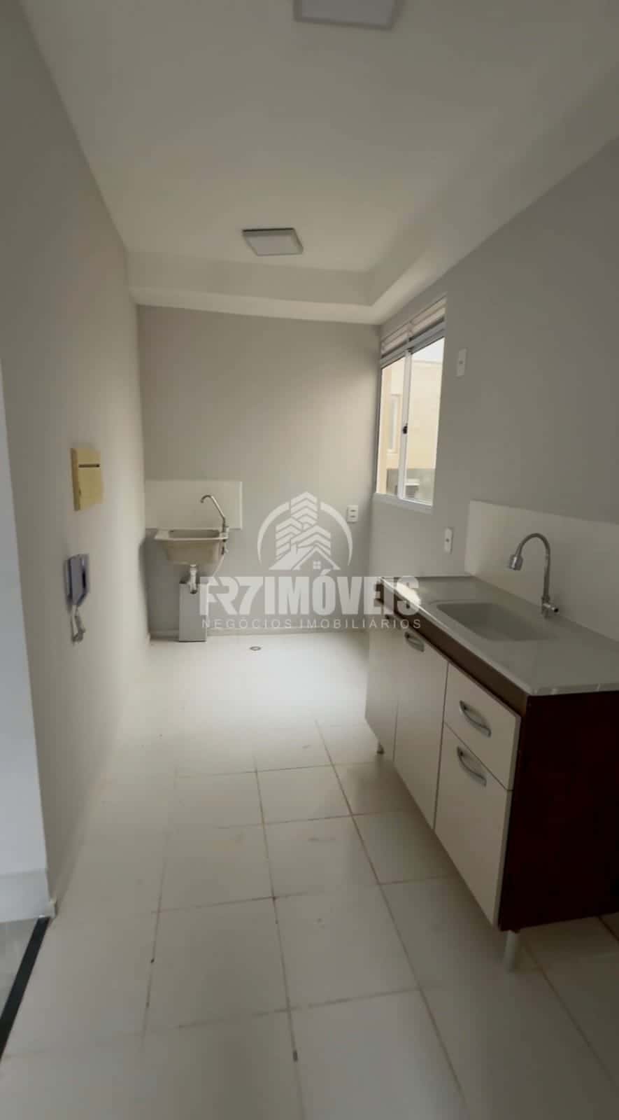 APARTAMENTO EM CONDOMÍNIO NO SETOR GRAJAÚ - GOIÂNIA/GO