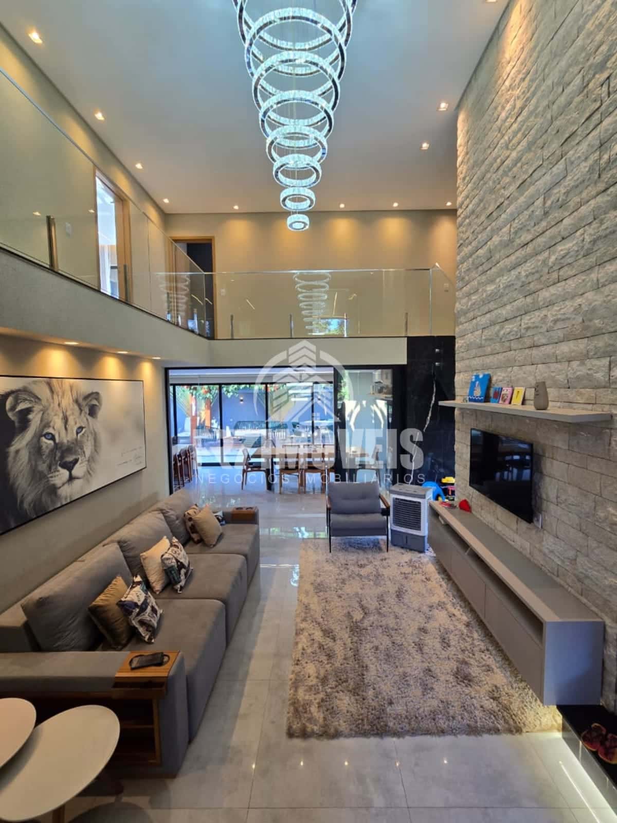 SOBRADO PORTEIRA FECHADA NO CONDOMINIO VILLAGIO TOSCANA - GOIÂNIA/GO
