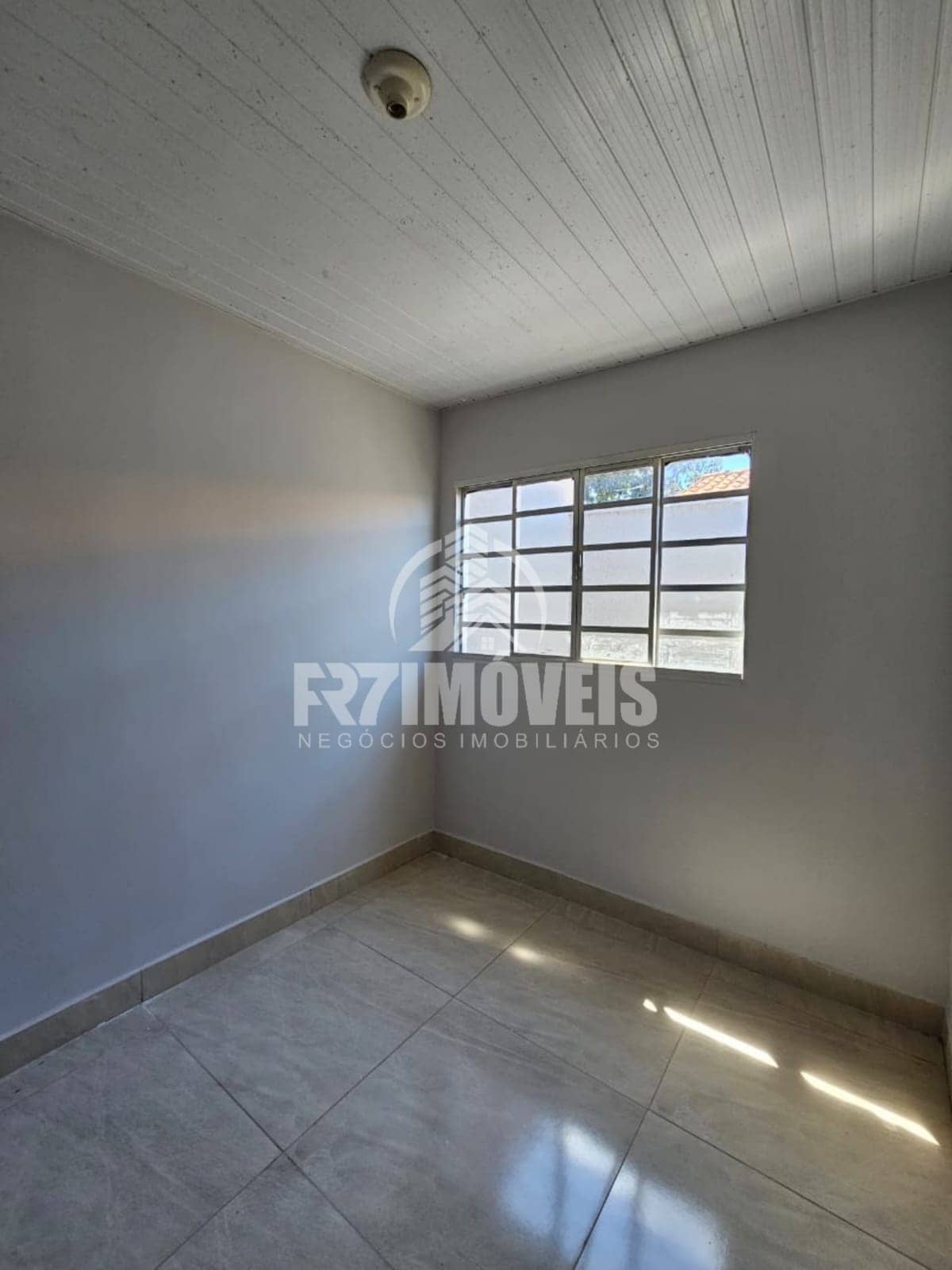 CASA RESIDENCIAL PLANALTO - GOIÂNIRA/GO
