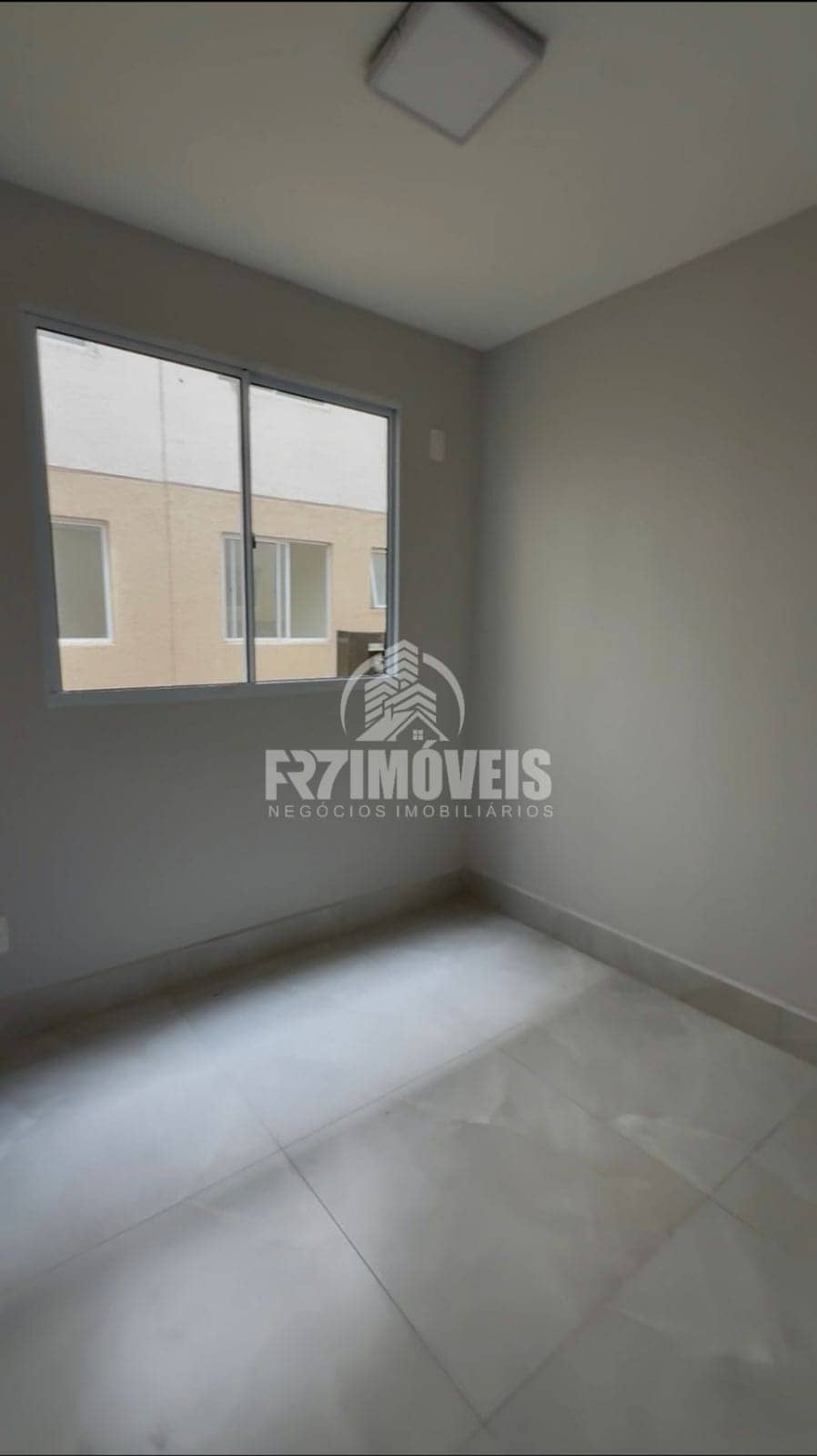 APARTAMENTO EM CONDOMÍNIO NO SETOR GRAJAÚ - GOIÂNIA/GO