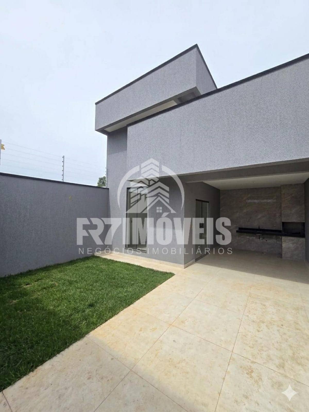 CASA NO SETOR ESTRELA DALVA COM BOA LOCALIZAÇÃO - GOIÂNIA/GO