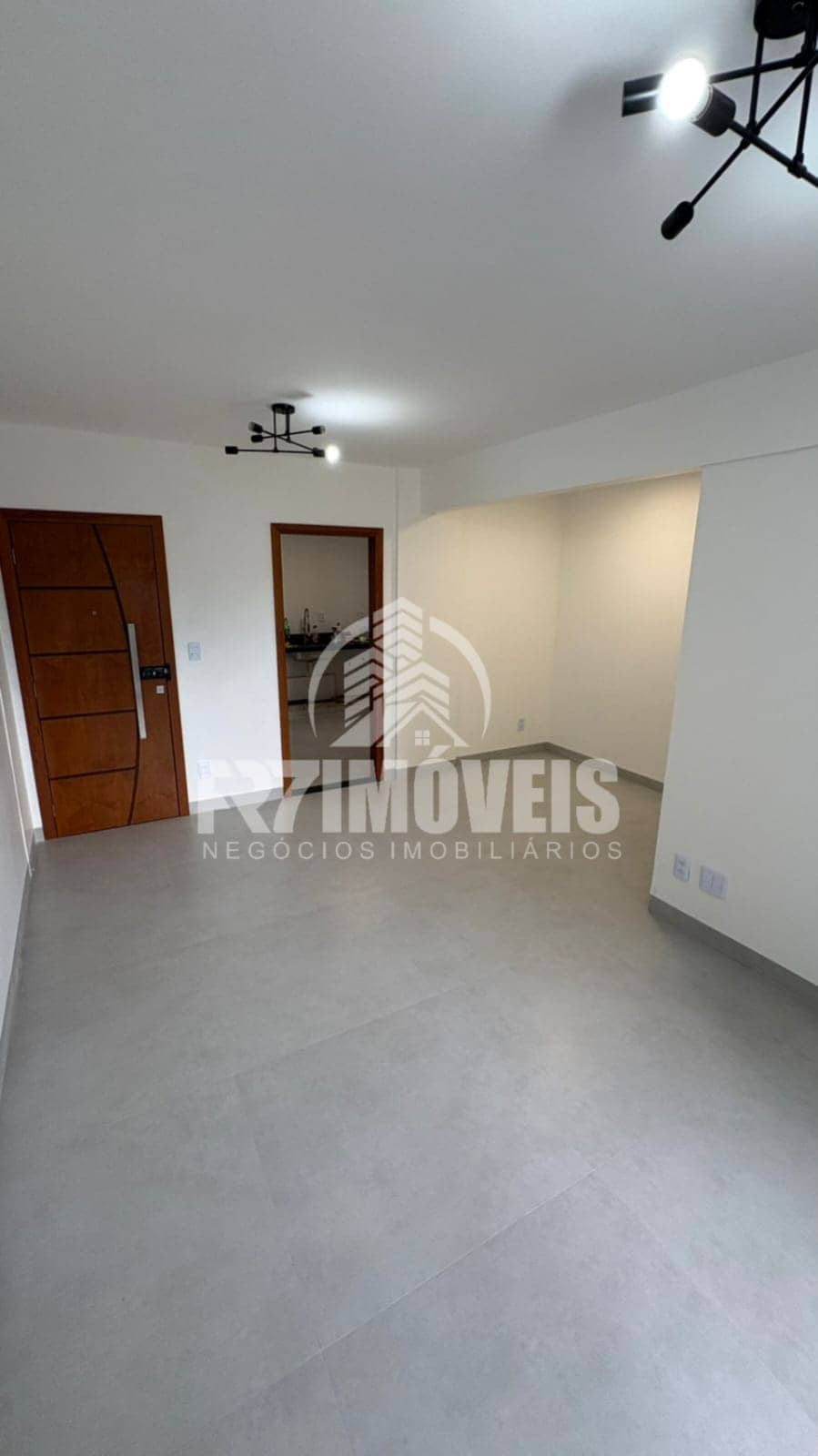 APARTAMENTO EM CONDOMÍNIO NO SETOR JARDIM AMERICA - GOIÂNIA/GO