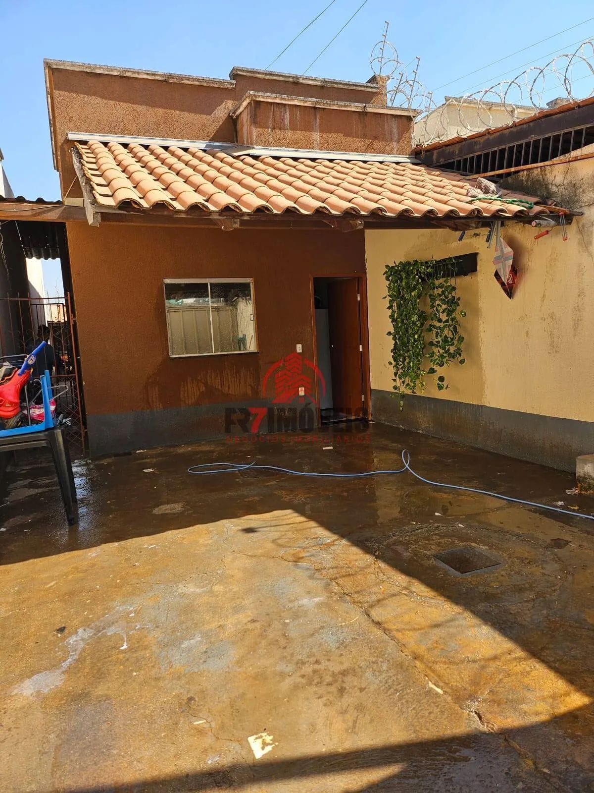 CASA NO SETOR MAYSA 2 – TRINDADE/GO