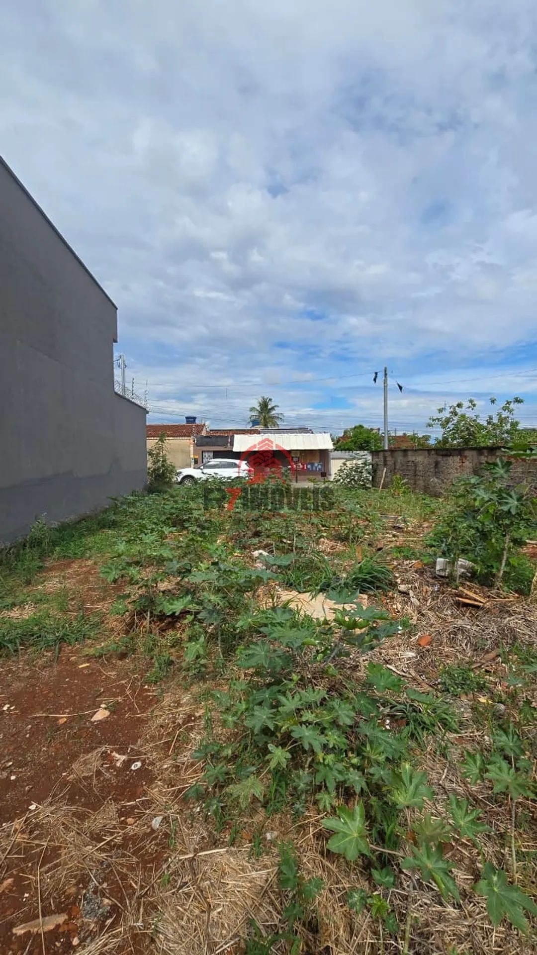 LOTE DE 330M² NO RESIDENCIAL SOLAR VILLE - GOIÂNIA
